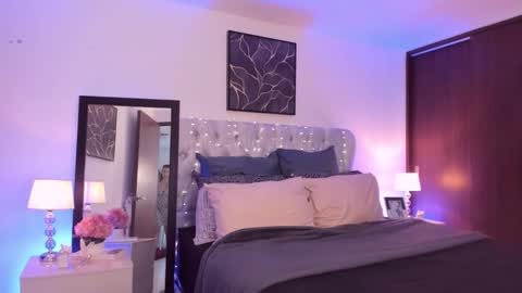 Snapshot of sarhamccormick chatting on 23, 9, 2025 sarha online show from 23, 9, 2025