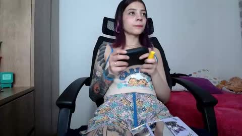 Snapshot of sarita_hornet chatting on 3, 12, 2025 sarai online show from 3, 12, 2025