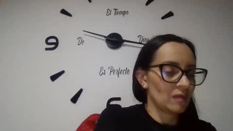 Snapshot of sarita_start chatting on 21, 11, 2025 sarita_start online show from 21, 11, 2025