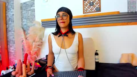 Snapshot of saritalove_ chatting on 20, 2, 2026 Sara online show from 20, 2, 2026