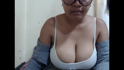 saronette online show from 1, 4, 2026