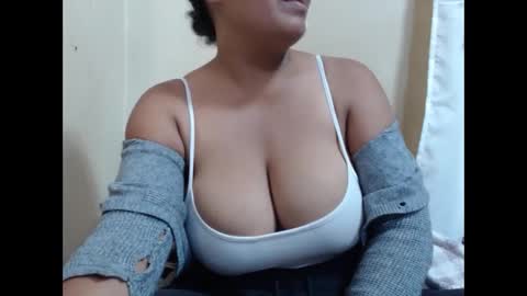 saronette online show from 9, 4, 2026