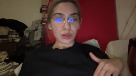 Snapshot of sarrah_rossy chatting on 23, 1, 2025 Sarrah online show from 23, 1, 2025