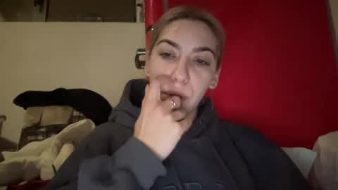 Snapshot of sarrah_rossy chatting on 27, 1, 2025 Sarrah online show from 27, 1, 2025