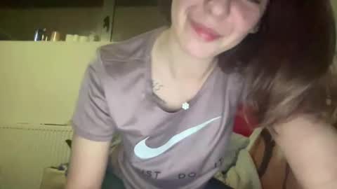 Snapshot of sarrah_rossy chatting on 12, 3, 2025 Sarrah online show from 12, 3, 2025