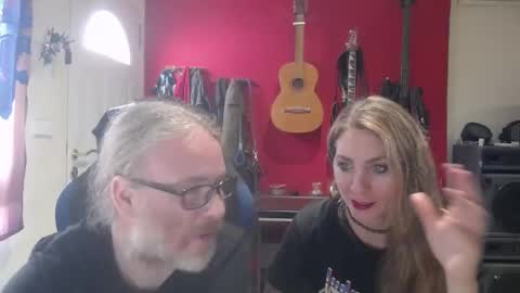 Snapshot of saruandjay chatting on 14, 9, 2025 Giselle and Jay online show from 14, 9, 2025