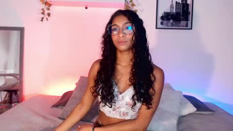 sasha_bowei online show from 5, 5, 2026