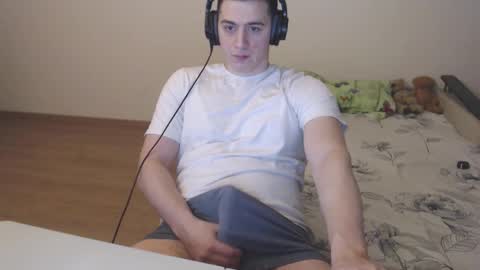 Snapshot of sasha_calvin chatting on 19, 11, 2025 sasha_calvin online show from 19, 11, 2025