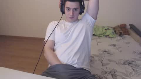 Snapshot of sasha_calvin chatting on 21, 11, 2025 sasha_calvin online show from 21, 11, 2025