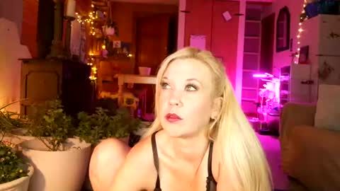 sasha_love__ online show from 14, 6, 2026