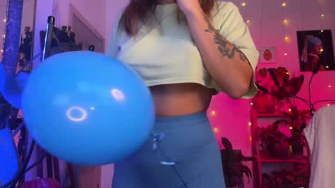 Alexandra Sasha in short online show from 9, 12, 2024