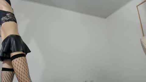 Sasha Sweet online show from 1, 3, 2026