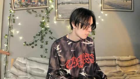 Sasha Vesmus online show from 16, 5, 2026