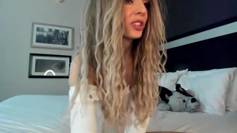 Snapshot of sashabarbieshow chatting on 22, 2, 2025 Sasha online show from 22, 2, 2025