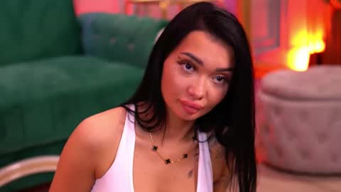 Snapshot of sashaferrera chatting on 17, 2, 2025 Dennise online show from 17, 2, 2025