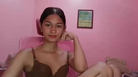 Snapshot of sashafuckss chatting on 26, 4, 2026 Call Me Sasha online show from 26, 4, 2026