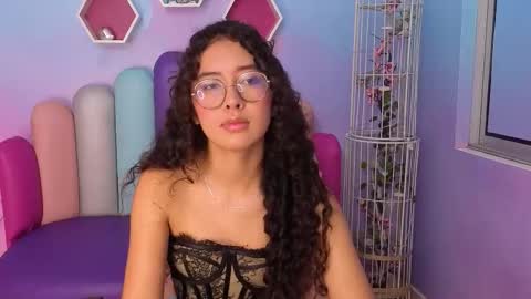 SashaMonroee  online show from 29, 10, 2025