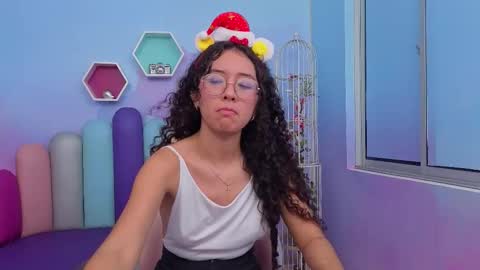 SashaMonroee  online show from 16, 12, 2025