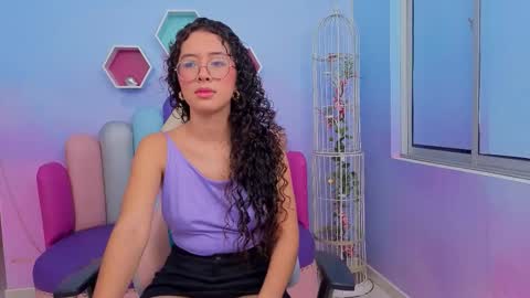 SashaMonroee  online show from 23, 12, 2025