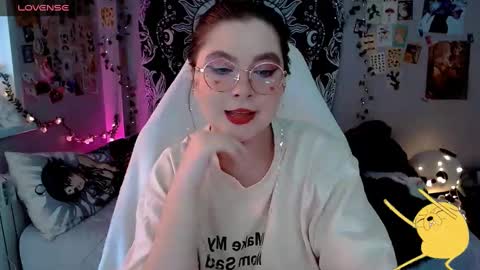 Snapshot of sashasoyyyy chatting on 5, 3, 2025 Sashasoy online show from 5, 3, 2025