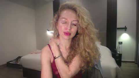 Snapshot of sashasweetsasha chatting on 3, 3, 2026 Sasha online show from 3, 3, 2026