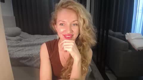 Snapshot of sashasweetsasha chatting on 6, 4, 2026 Sasha online show from 6, 4, 2026