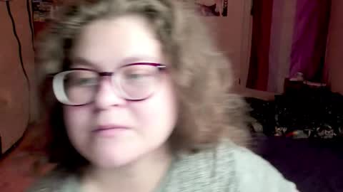 Snapshot of sashy_way chatting on 8, 10, 2025 .Alexandra online show from 8, 10, 2025