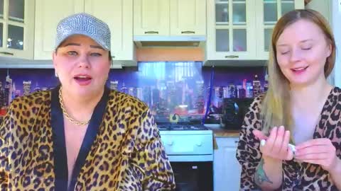 Snapshot of sassy_seasons chatting on 12, 2, 2025 sassy_seasons online show from 12, 2, 2025