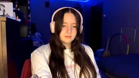 Marmulka or Mary online show from 26, 11, 2025