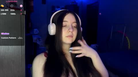 Marmulka or Mary online show from 17, 12, 2025