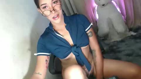 Snapshot of sassy_ts69 chatting on 5, 1, 2026 HERA online show from 5, 1, 2026