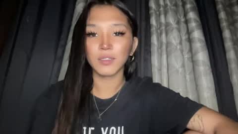 Snapshot of sassy_yourgirlxxxx chatting on 18, 4, 2026 Sassygirl online show from 18, 4, 2026