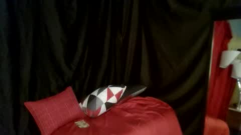 Snapshot of sassyclassy69691111 chatting on 12, 1, 2026 SassyClassyMilf online show from 12, 1, 2026