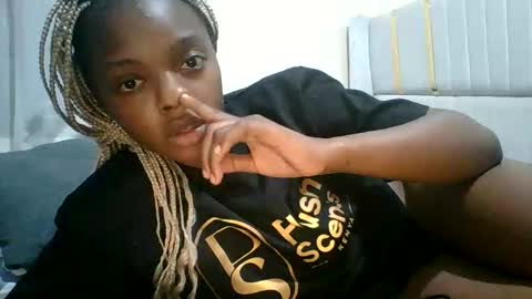 sassylilmama online show from 8, 6, 2026