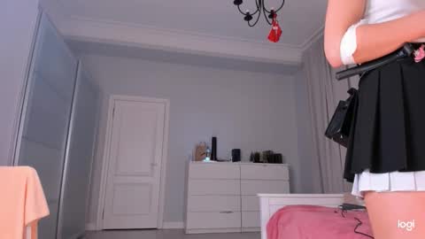 Ksenya online show from 4, 2, 2026