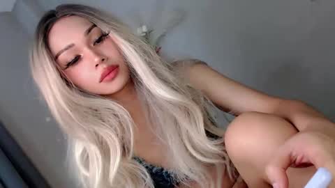 Snapshot of sassyslutmode chatting on 10, 2, 2026 Z I A online show from 10, 2, 2026