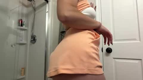 sassysquirtsmmm online show from 26, 5, 2026