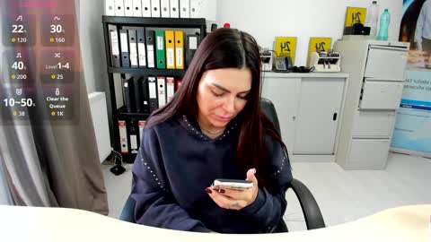 sassytiff online show from 22, 11, 2025