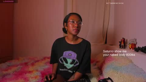 saturno_vibes online show from 11, 1, 2025