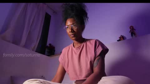 Snapshot of saturno_vibes chatting on 23, 9, 2025 saturno_vibes online show from 23, 9, 2025