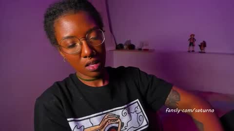 Snapshot of saturno_vibes chatting on 13, 10, 2025 saturno_vibes online show from 13, 10, 2025