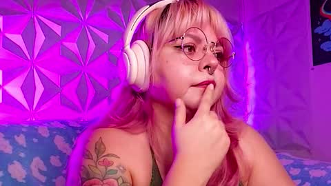 Gina George online show from 8, 3, 2026