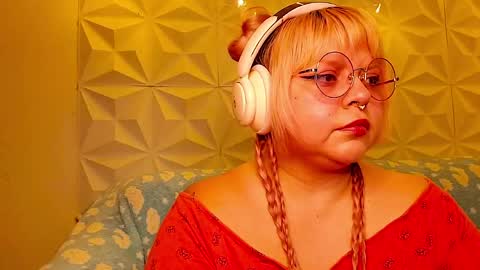 Gina George online show from 10, 5, 2026