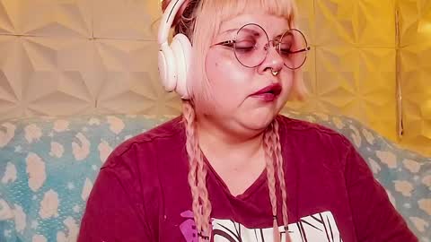 Gina George online show from 16, 5, 2026