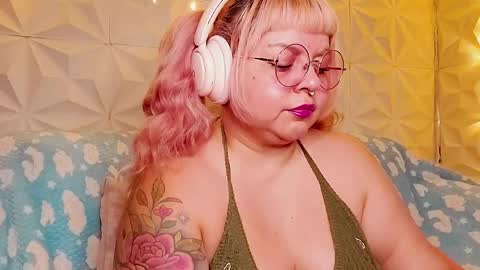 Gina George online show from 17, 5, 2026