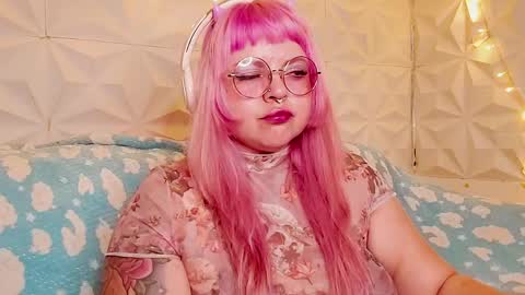 Gina George online show from 24, 5, 2026