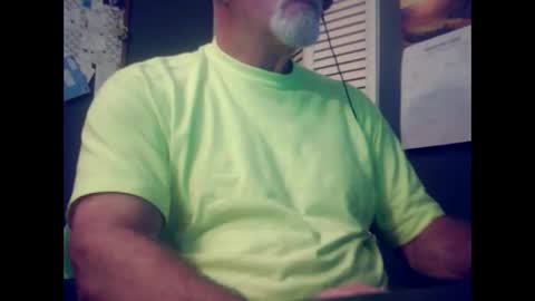 Snapshot of satyr64 chatting on 26, 9, 2025 satyr64 online show from 26, 9, 2025