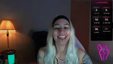 Snapshot of saucy_jenn1 chatting on 24, 12, 2024 I AM JENN  online show from 24, 12, 2024