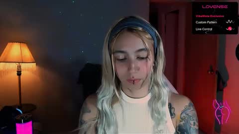 Snapshot of saucy_jenn1 chatting on 29, 12, 2024 I AM JENN  online show from 29, 12, 2024