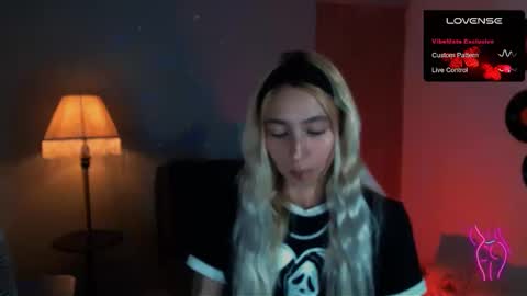 Snapshot of saucy_jenn1 chatting on 10, 1, 2025 I AM JENN  online show from 10, 1, 2025